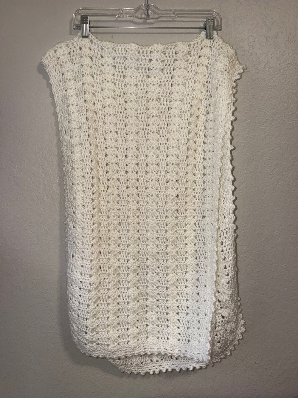 Vintage hand knitted shawl scarf wrap blanket cottagecore granny